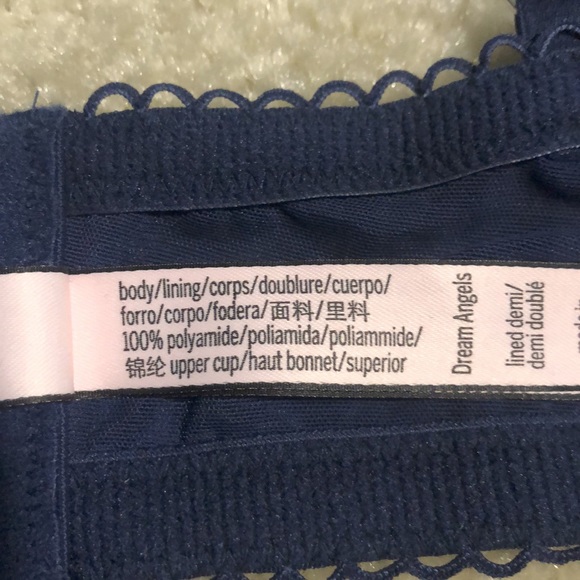 Victoria’s Secret Bras 36DD - Picture 7 of 7